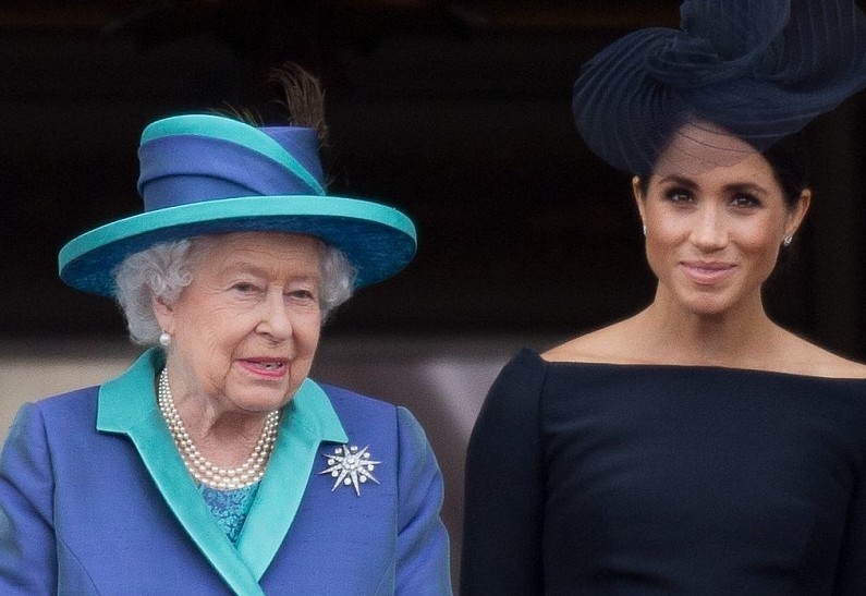 Букингемский дворец уличил Меган Маркл в очередной лжи