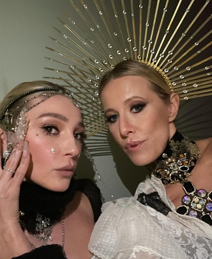 Настя Ивлеева и Ксения Собчак