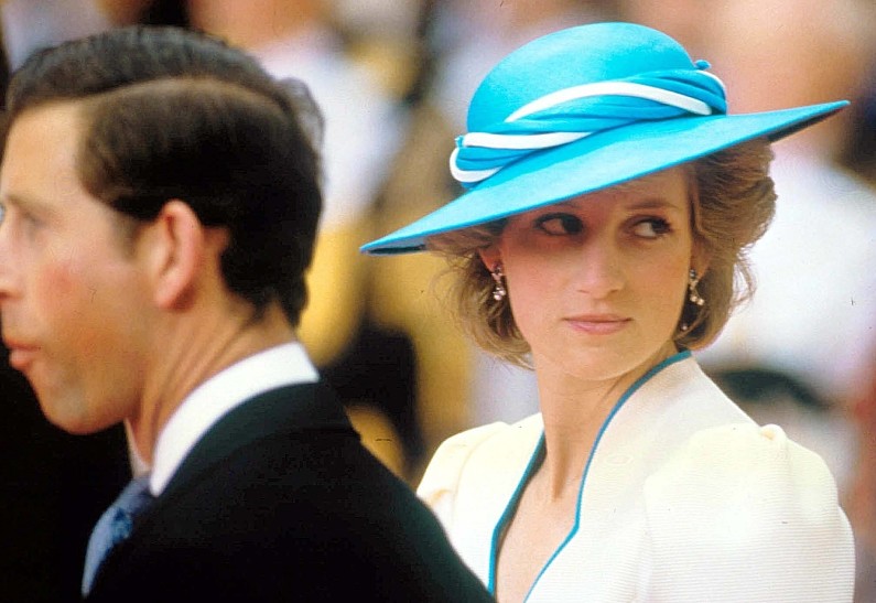 Новые подробности расследования скандального интервью принцессы Дианы: няня Уильяма и Гарри была беременна от принца Чарльза?