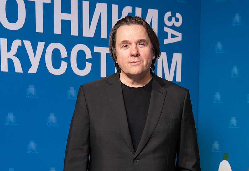 Константин Эрнст, Павел Деревянко, Ирина Безрукова на открытии выставки в Москве