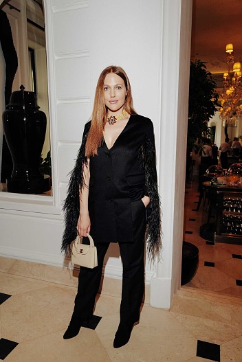 Мерьем Узерли