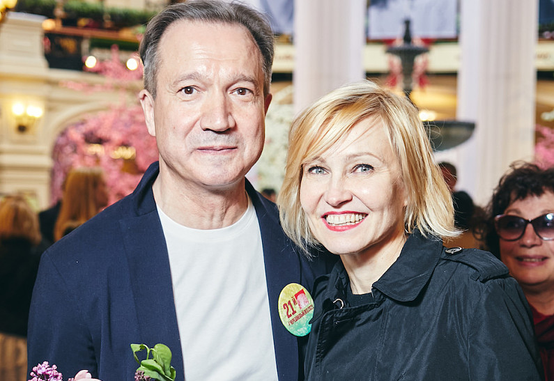 Ингеборга Дапкунайте, Марина Зудина, Денис Мацуев и другие на открытии выставки в Москве