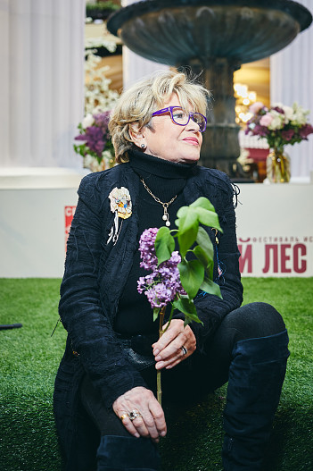 Марина Неелова