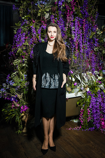 Анна Тихомирова