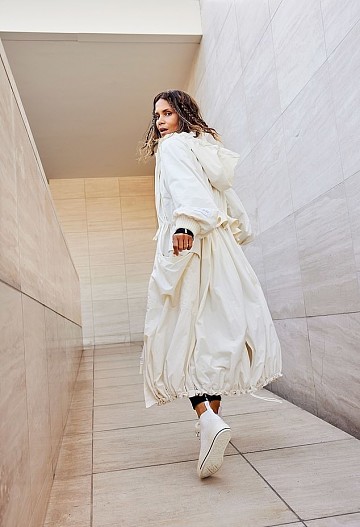 Холли Берри