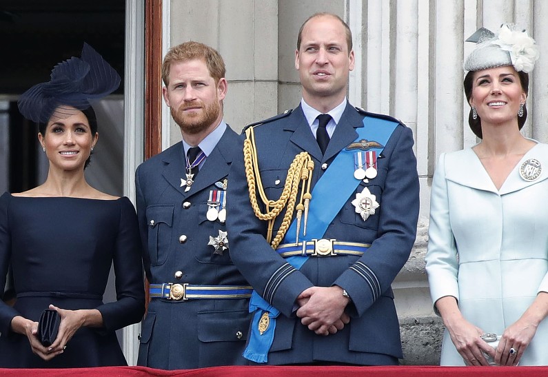 Гонка за популярность: Меган Маркл и принц Гарри вновь соревнуются с Кейт Миддлтон и принцем Уильямом