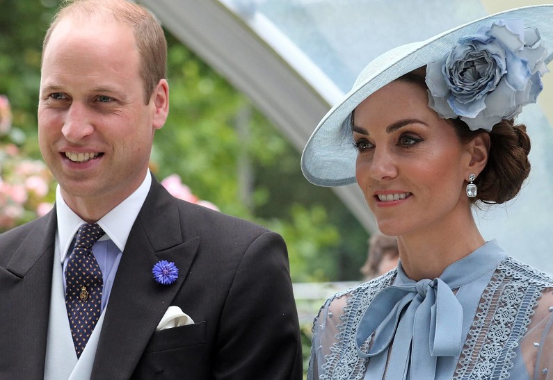 Кейт Миддлтон и принц Уильям перетянули все внимание на себя в годовщину свадьбы Меган Маркл и принца Гарри