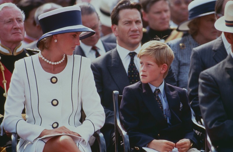 Принцесса Диана и принц Гарри