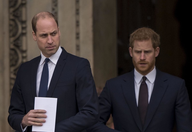 «Он абсолютно неправ»: принца Гарри и принца Уильяма вновь столкнули лбами после порции резких заявлений