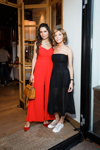 Полина Аскери и Виктория Полякова