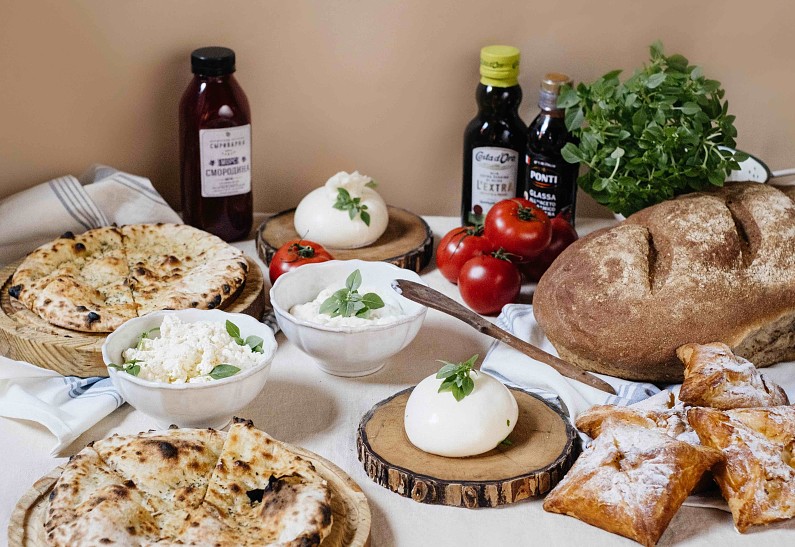 Доставка из «Сыроварни» на Красном Октябре: вкусный сет и не только!