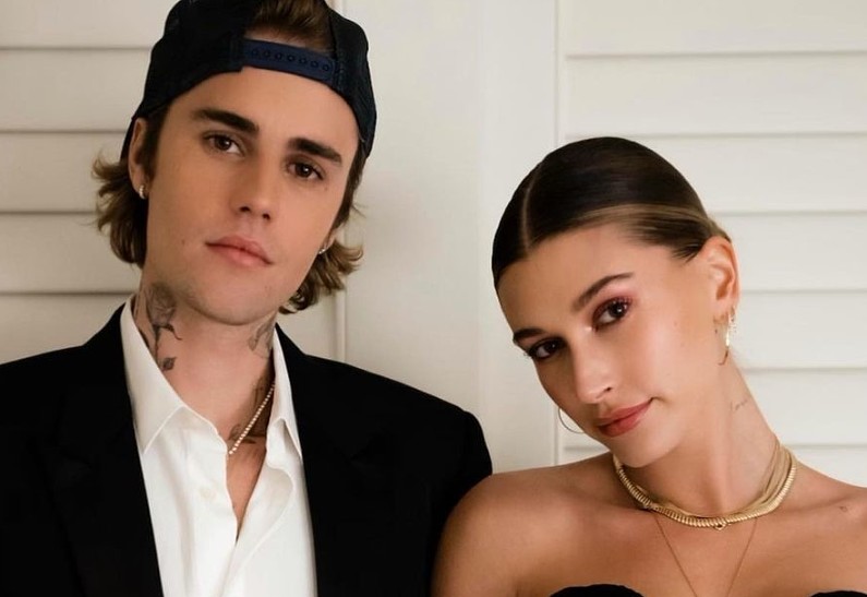 На фоне слухов о конфликте: Джастин и Хейли Бибер публично показали чувства друг к другу