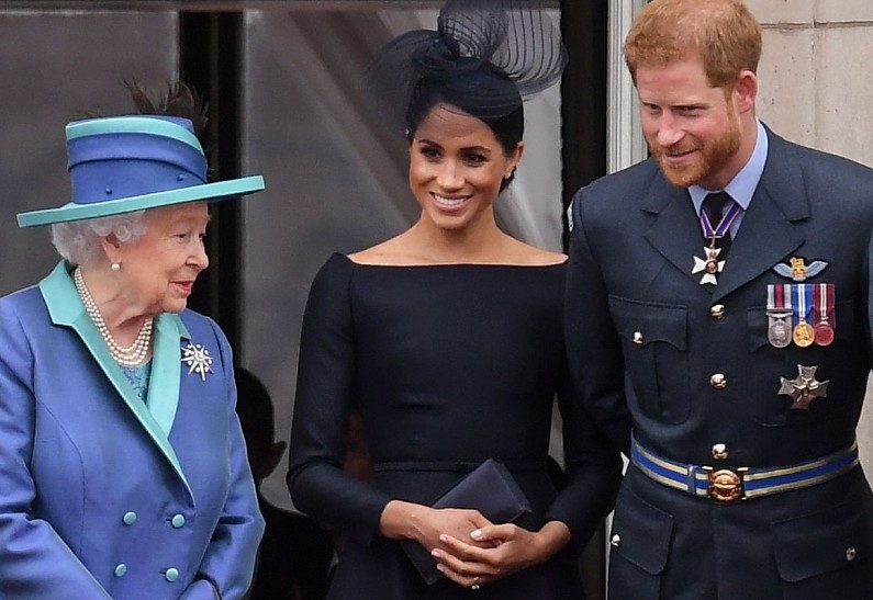 Неловкое воссоединение: Меган Маркл и принц Гарри намерены посетить Великобританию в августе ради важного события