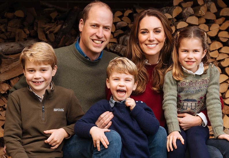 Кейт Миддлтон и принц Уильям поделились новой фотографией старшего сына в честь его дня рождения