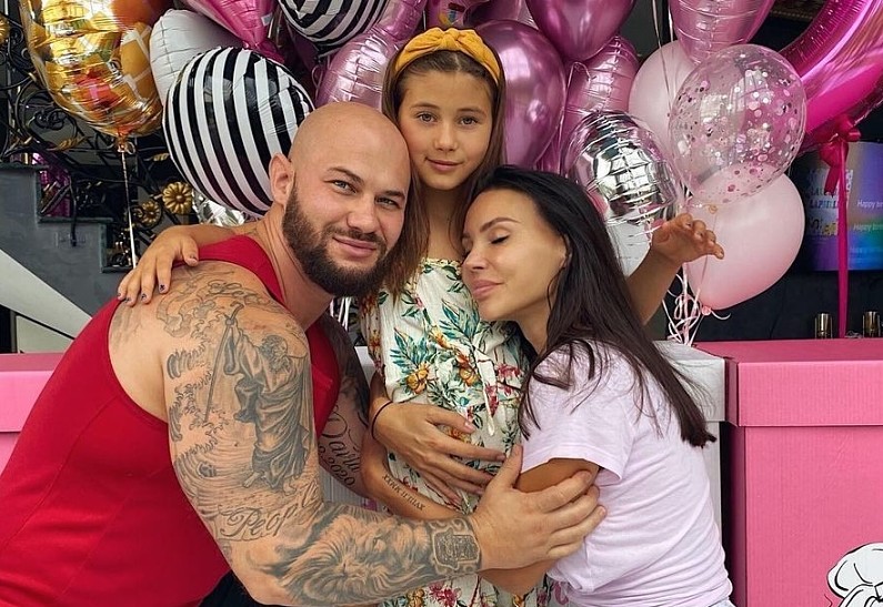 Оксана Самойлова и Джиган с размахом отметили 10-летие своей дочери