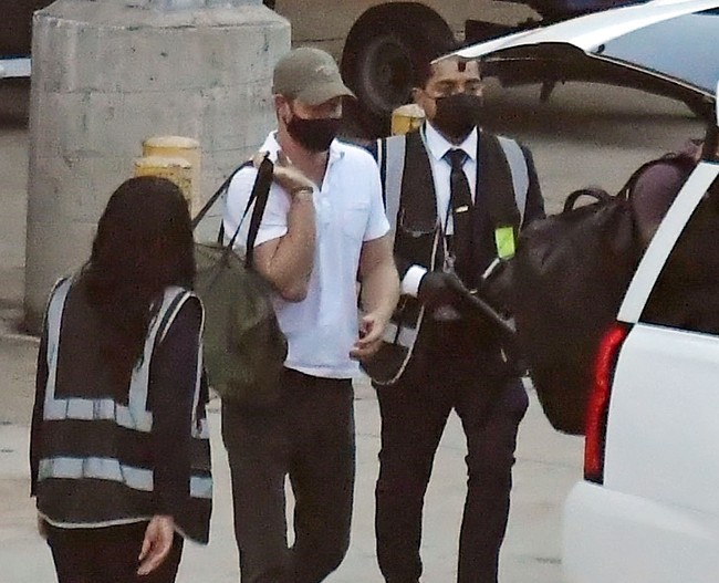 Принц Гарри в аэропорту Лос-Анджелеса