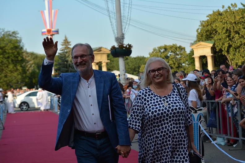 Фёдор Добронравов с женой Ириной