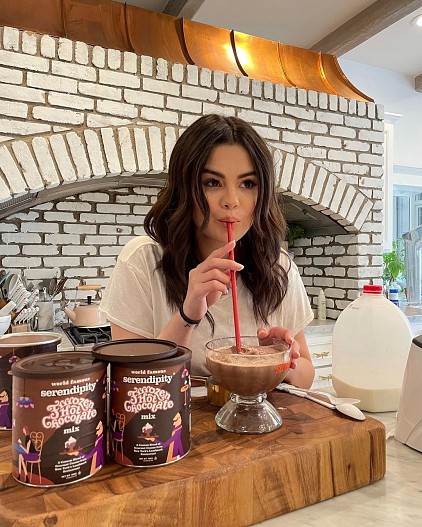 Селена Гомес