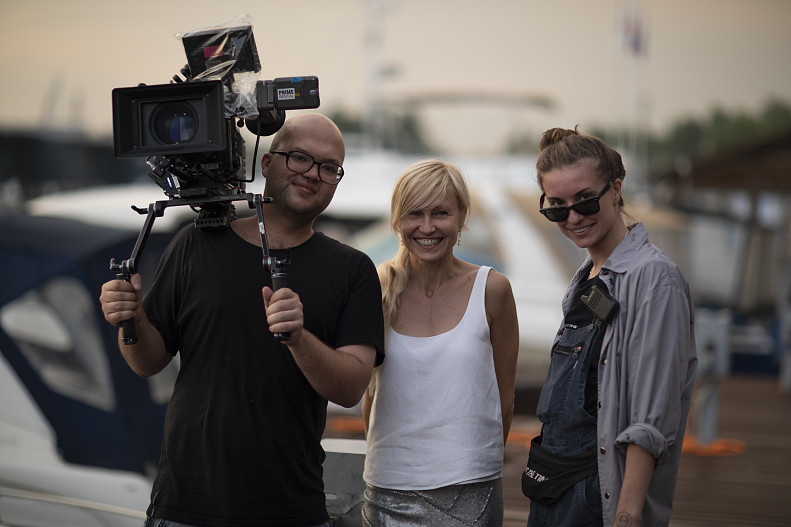 Ингеборга Дапкунайте со съемочной группой