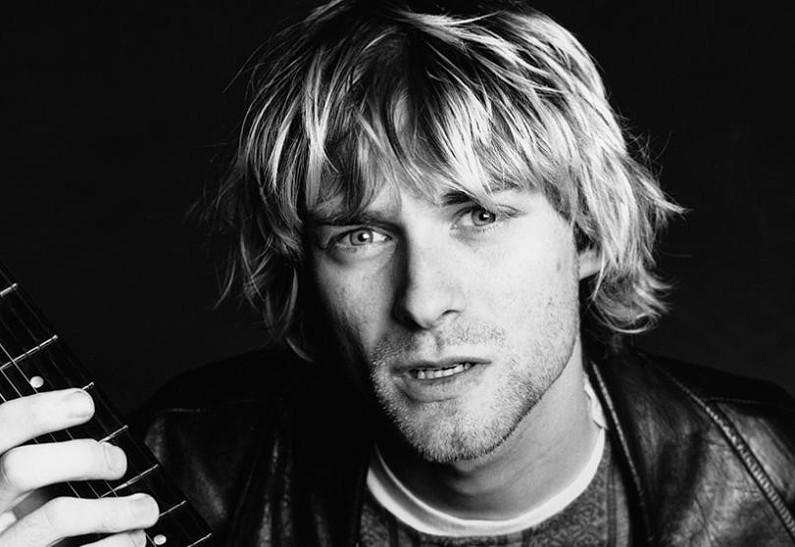 Мальчик вырос: знаменитый малыш с обложки альбома Nirvana подал в суд на музыкантов