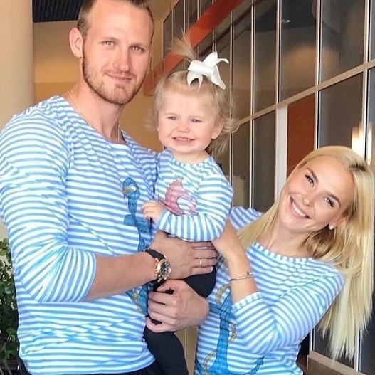 Иван Телегин и Пелагея с дочкой Таисией