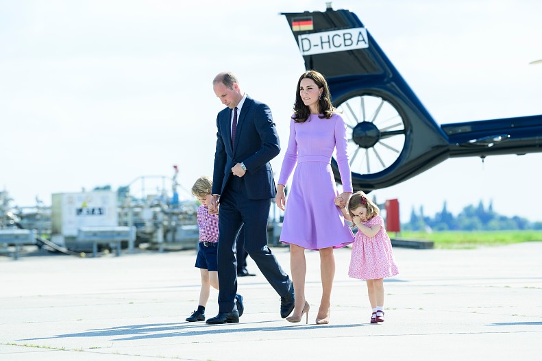 Принц Уильям и Кейт Миддлтон с детьми