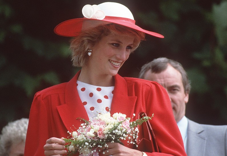 Стало известно, кому из королевской семьи пыталась подражать принцесса Диана. Подробности!