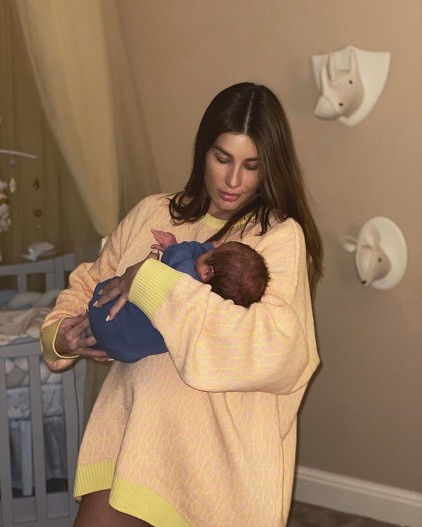 Кети Топурия с новорожденным сыном