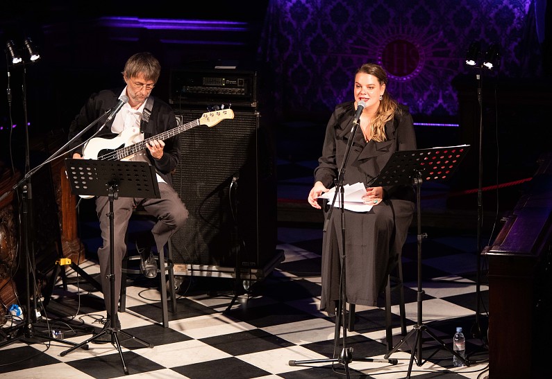 Вера Полозкова выступила в Лондоне с благотворительным концертом