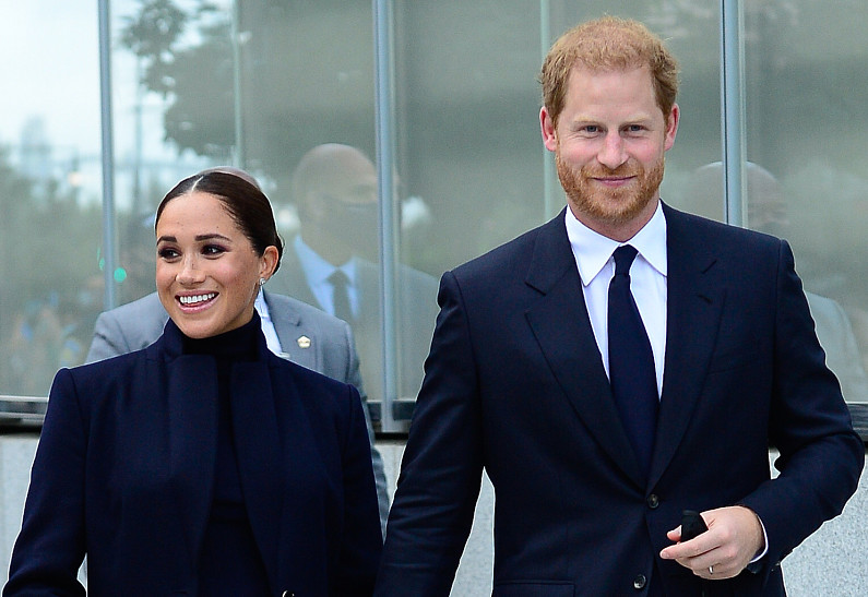 Первый официальный выход принца Гарри и Меган Маркл после рождения дочери Лилибет. Фото!