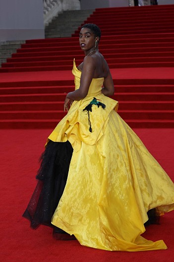 Лашана Линч