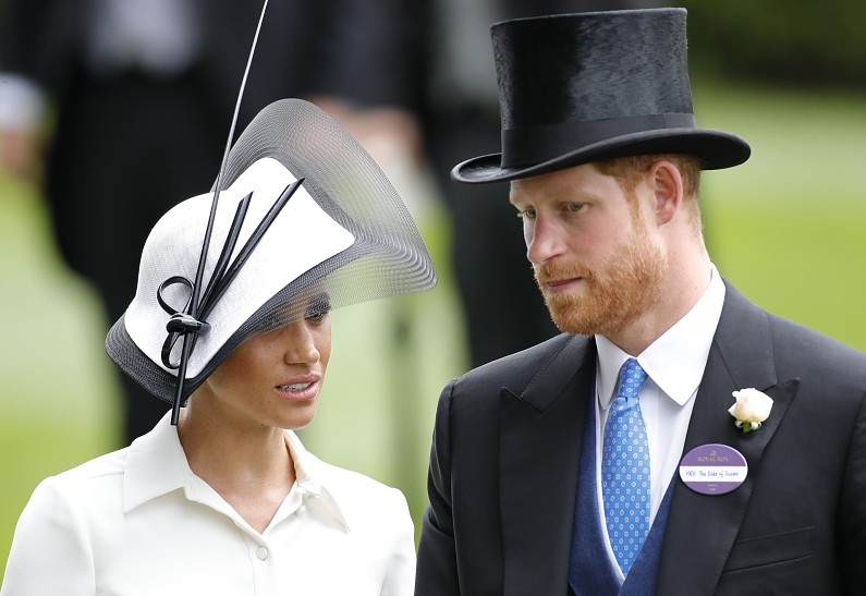 Принц Гарри в объятиях молодой спортсменки привел Меган Маркл в ярость