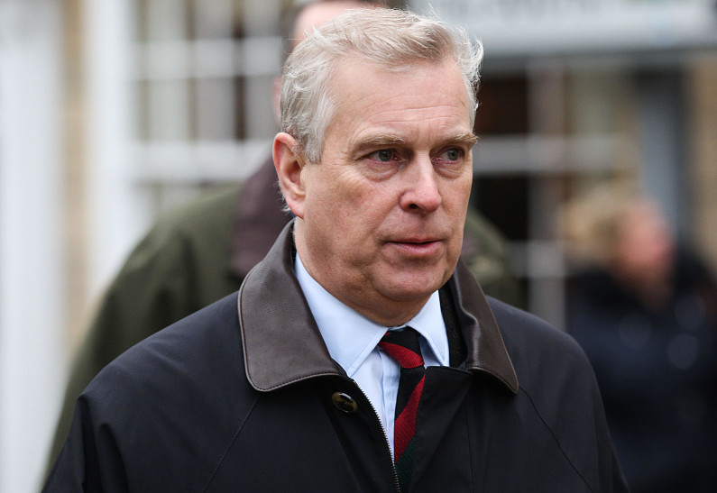 Что ждет принца Эндрю, если он проиграет суд? Рассказываем!