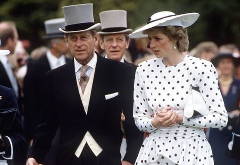 «Крайне унизительно»: зачем принц Филипп отправлял принцессе Диане оскорбительные письма? Рассказываем!