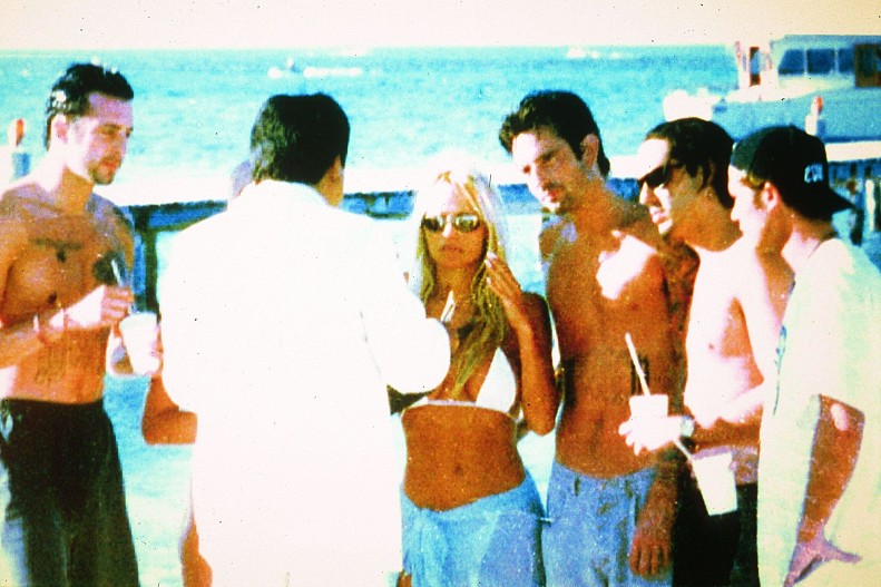 Свадьба Томми Ли и Памелы Андерсон