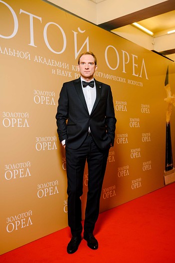 Александр Бурковский