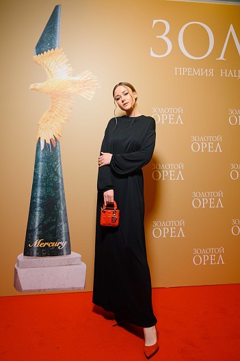 Ингрид Олеринская