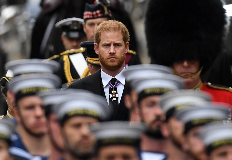 Принца Гарри может отказаться от выпуска своих скандальных мемуаров. И вот почему!