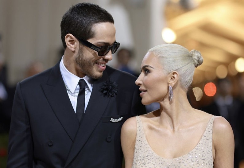 Ким Кардашьян возобновила общение с бывшим возлюбленным. И всё из-за Канье Уэста!