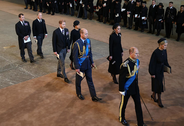 Члены королевской семьи