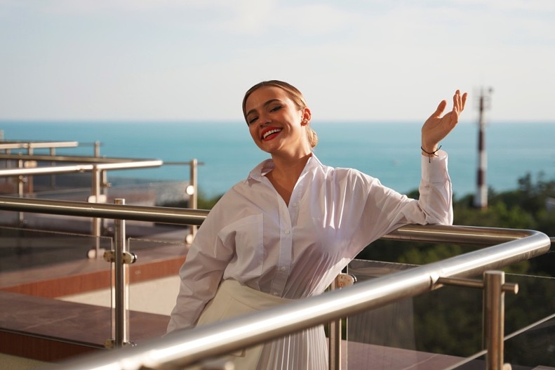 Валя Карнавал