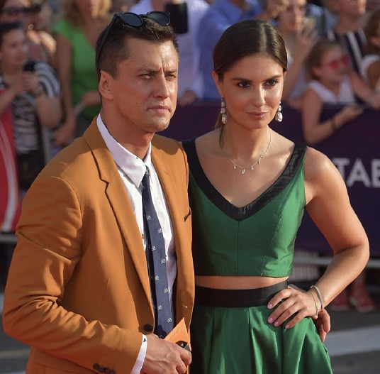 Павел Прилучный и Агата Муцениеце