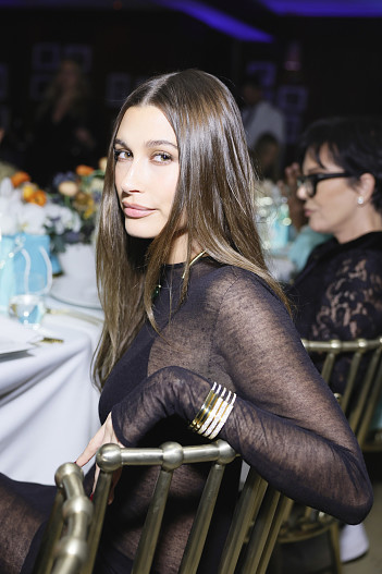 Хейли Бибер