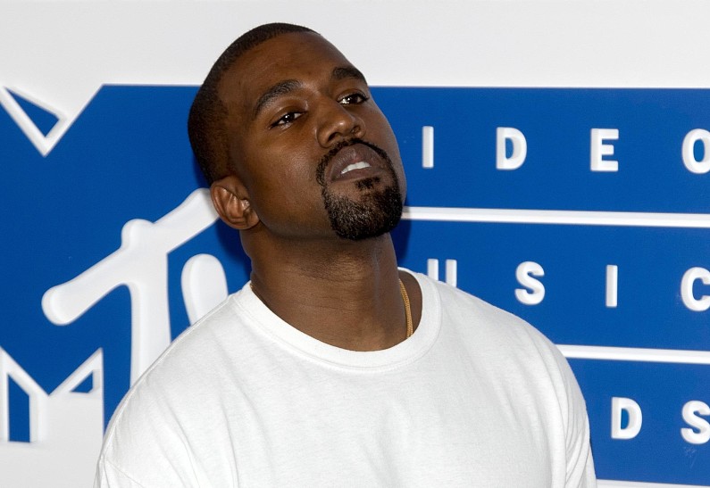 Канье Уэст может столкнуться с катастрофическим финансовым кризисом в течение нескольких месяцев