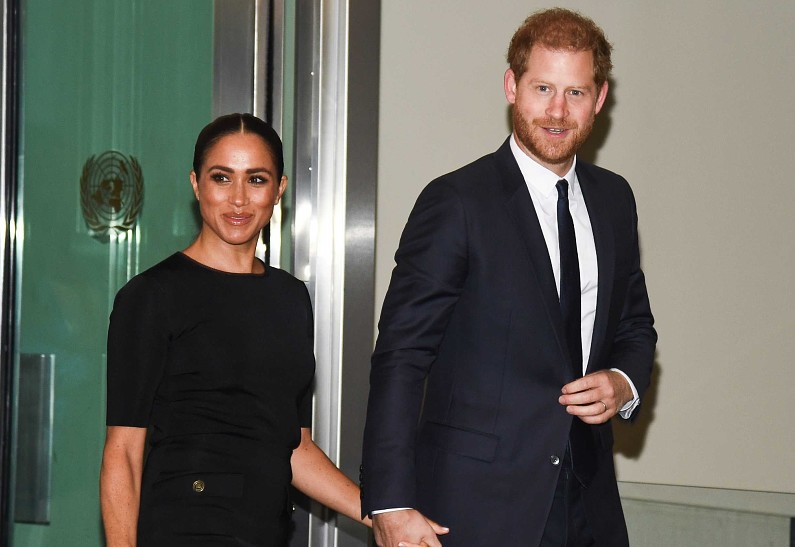 Принц Гарри и Меган Маркл рискуют потерять титулы после выпуска скандальных мемуаров