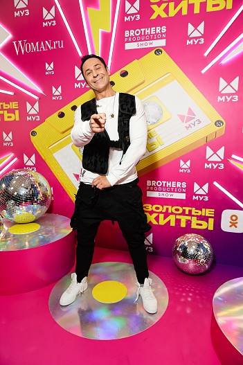 Стас Костюшкин