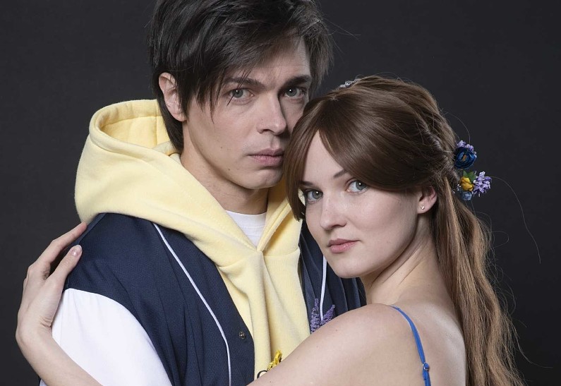 Звезда мюзиклов «Шахматы», «Монте-Кристо» и «Бал вампиров» Александр Казьмин исполнит главную роль в музыкальном спектакле «Петя и Фолк. Тайны миров»