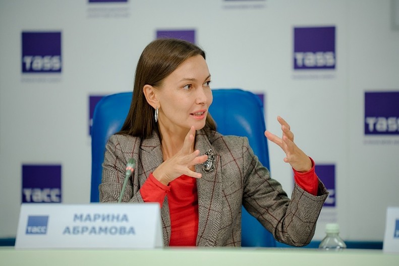 Руководитель Роскультцентра, директор форума «Российская креативная неделя» и Российской национальной премии в сфере креативных индустрий Марина Абрамова