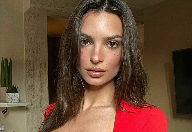 Эмили Ратаковски выступила против движения MeToo. И вот почему!