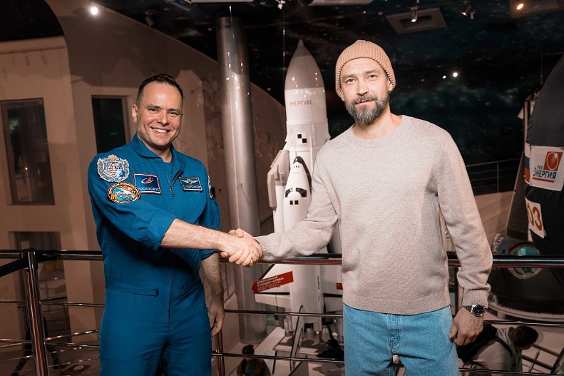 Сергей Корсаков и Владимир Кристовский (Uma2rman)